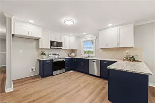 2314 Bonnie Ln, Summerfield, NC 27358 - Photo 11