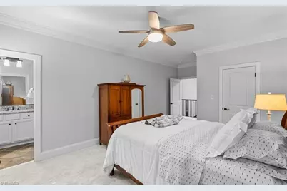 8 Blakeney Place, Greensboro, NC 27408 - Photo 37