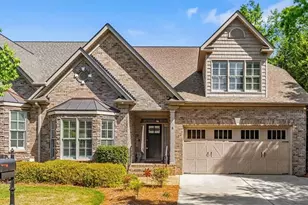 8 Blakeney Pl, Greensboro, NC 27408 - Photo 1