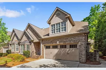 8 Blakeney Place, Greensboro, NC 27408 - Photo 3