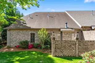 8 Blakeney Pl, Greensboro, NC 27408 - Photo 49