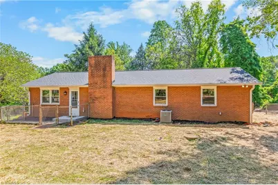 4300 Lisa Drive, Winston-Salem, NC 27103 - Photo 31
