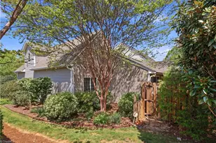 223 Misty Waters Ln, Jamestown, NC 27282 - Photo 5