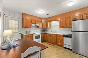 143 Jenny Ln, Pilot Mountain, NC 27041 - Photo 7