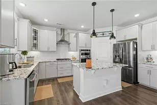 8003 Summit Park Dr, Pfafftown, NC 27040 - Photo 11