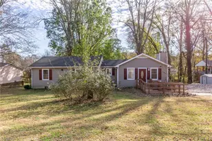 105 W Lakefield Dr, Greensboro, NC 27406 - Photo 5