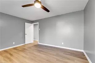 105 W Lakefield Dr, Greensboro, NC 27406 - Photo 21