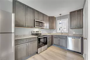 105 W Lakefield Dr, Greensboro, NC 27406 - Photo 17