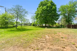 1084 Middlefork Dr, Walnut Cove, NC 27052 - Photo 15