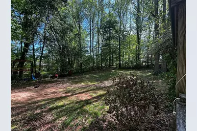 389 Keystone Drive, Summerfield, NC 27358 - Photo 3