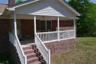 652 Country Ln, Pelham, NC 27311 - Photo 29