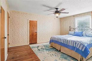 312 Pineywood Rd, Thomasville, NC 27360 - Photo 9
