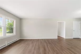 383 Elon Dr, Reidsville, NC 27320 - Photo 5