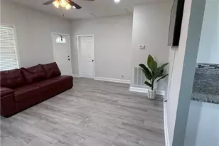 928 E Davis St, Burlington, NC 27217 - Photo 5