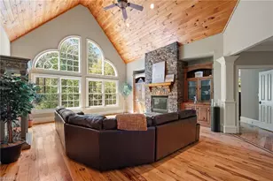 7601 Crossing Ridge Dr, Belews Creek, NC 27009 - Photo 11