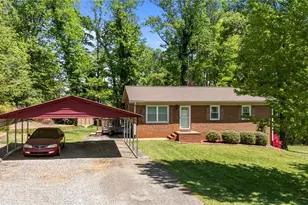 1195 Old VFW Road, Pinnacle, NC 27043 - Photo 31