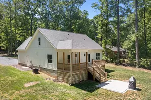168 Hunters Glen Dr, Summerfield, NC 27358 - Photo 5