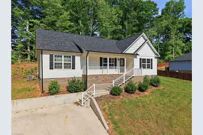 1592 Brookdale Drive, Asheboro, NC 27205 - Photo 5