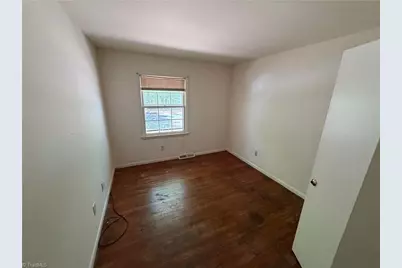 323 Largo Drive, Greensboro, NC 27406 - Photo 19