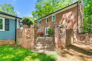 3011 Redford Dr, Greensboro, NC 27408 - Photo 43