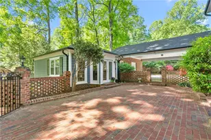 3011 Redford Dr, Greensboro, NC 27408 - Photo 41