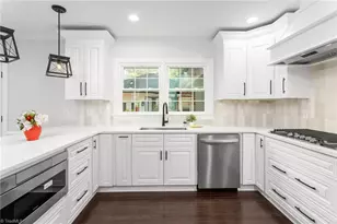 3011 Redford Dr, Greensboro, NC 27408 - Photo 5