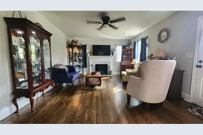 100 Daniels Street, Randleman, NC 27317 - Photo 5