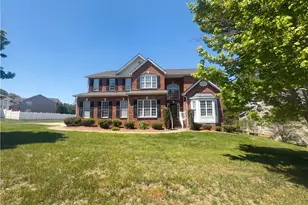 4993 Winding Ridge Dr, Greensboro, NC 27406 - Photo 1
