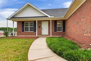 1214 Twelfth St, Greensboro, NC 27405 - Photo 5