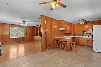 610 Collins Road, Sparta, NC 28675 - Photo 3