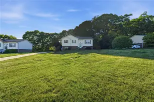 7670 Stonewell Ln, Tobaccoville, NC 27050 - Photo 3