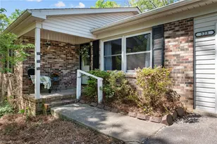323 Shannon Dr, Eden, NC 27288 - Photo 3