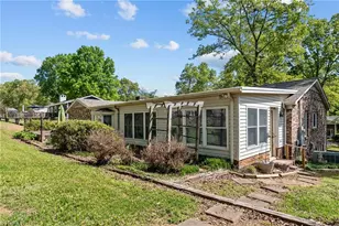 323 Shannon Dr, Eden, NC 27288 - Photo 35