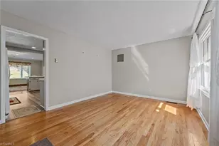 323 Shannon Dr, Eden, NC 27288 - Photo 5