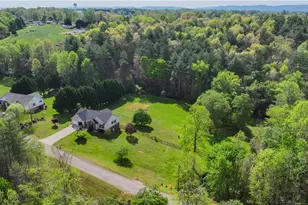611 Briar Creek Dr, North Wilkesboro, NC 28659 - Photo 35