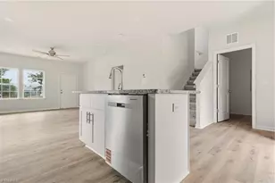 613 Franklin Blvd, Greensboro, NC 27401 - Photo 9