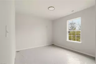 613 Franklin Blvd, Greensboro, NC 27401 - Photo 17