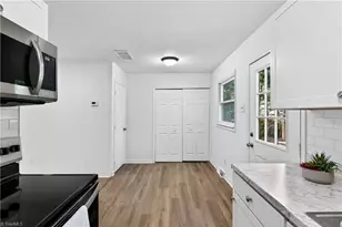 2913 Marthas Pl, Greensboro, NC 27408 - Photo 33