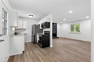2913 Marthas Pl, Greensboro, NC 27408 - Photo 37