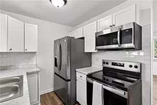 2913 Marthas Pl, Greensboro, NC 27408 - Photo 31