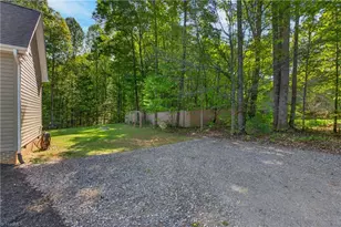6737 Old Nc Hwy 13, Asheboro, NC 27205 - Photo 35