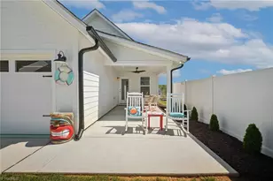 1631 Cross Vlg Ave, Kernersville, NC 27284 - Photo 5