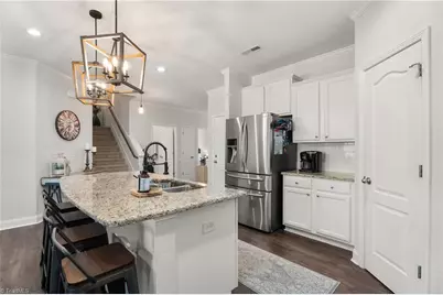 1402 Hunting Hawk Lane, Kernersville, NC 27284 - Photo 7