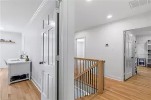 306 Meadowbrook Terrace, Greensboro, NC 27408 - Photo 33