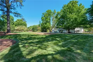 3905 Friendly Ave, Greensboro, NC 27410 - Photo 37