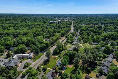 3905 Friendly Avenue, Greensboro, NC 27410 - Photo 39