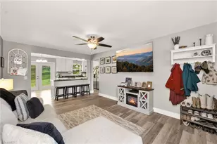 11 Hill St, Sparta, NC 28675 - Photo 11