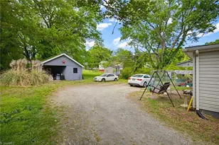 511 Early Ave, Eden, NC 27288 - Photo 21