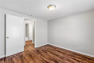 110 Raleigh St, Greensboro, NC 27401 - Photo 21
