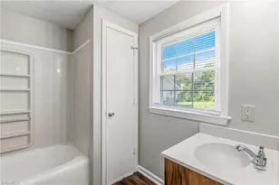 110 Raleigh St, Greensboro, NC 27401 - Photo 19